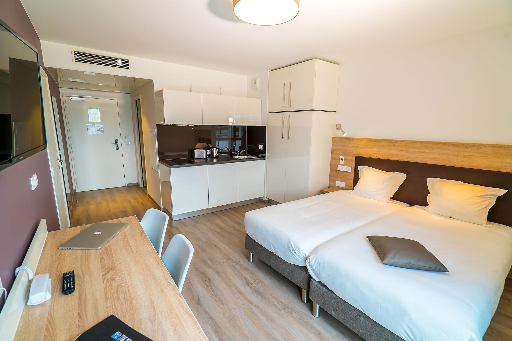 Le Roi Aparthotel 3*
